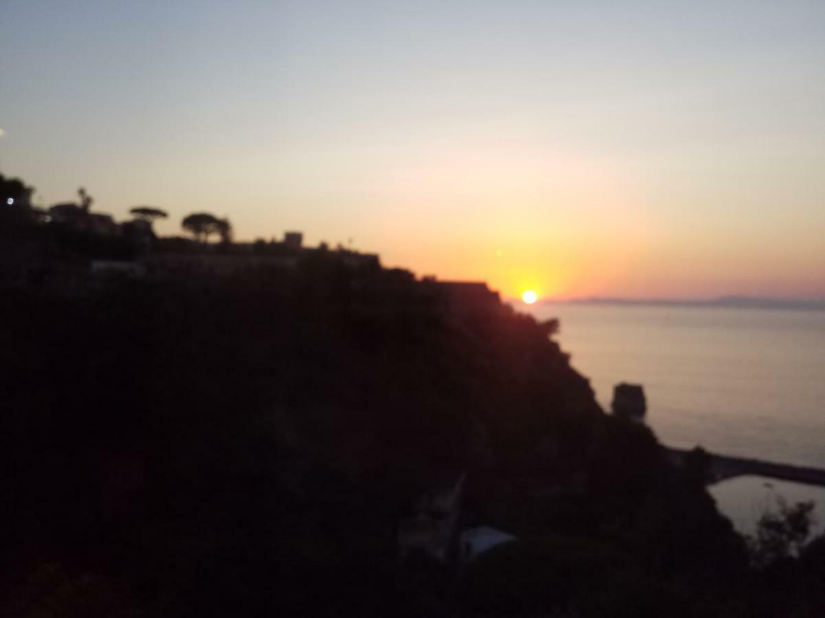 Mediterranean Apartments Capo dʼOrlando Esterno foto